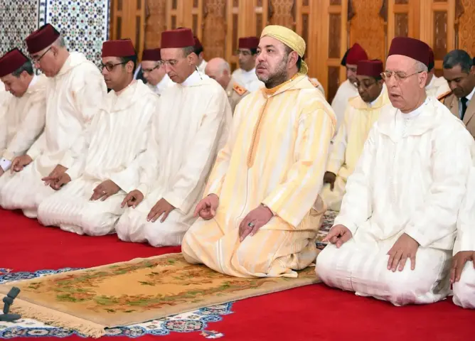 الملك يغير مكان صلاة الجمعة بمراكش لدواعي أمنية
