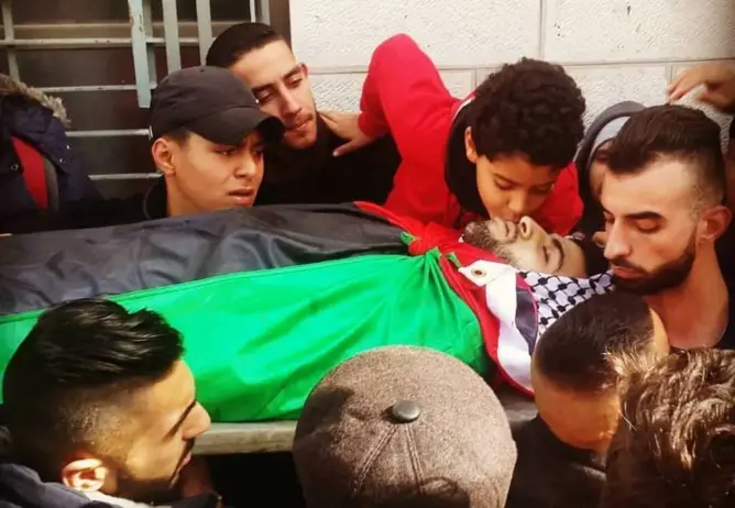 “إسرائيل” تواصل إراقة الدم الفلسطيني.. شهيد جديد فجر اليوم