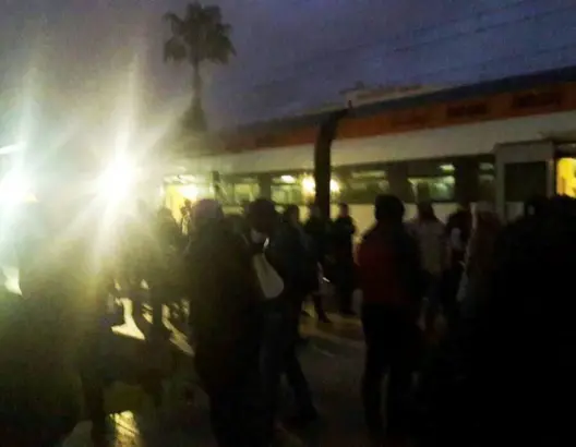 قطار يتعرض لحريق في سلا وحالة رعب بين المسافرين