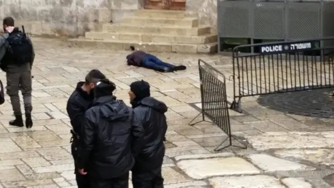 الاحتلال يعدم فلسطينيا بـ10 رصاصات بعد طعنه 3 جنود صهاينة