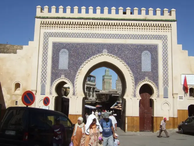 فاس تستعد لاستقبال الملك محمد السادس