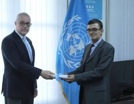الزميل المختوم يُتوج بجائزة لـ “الفاو” حول زراعة الطحالب