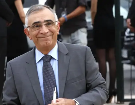 قيادي بالتوحيد والإصلاح يدعو مستشارا ملكيا للرحيل