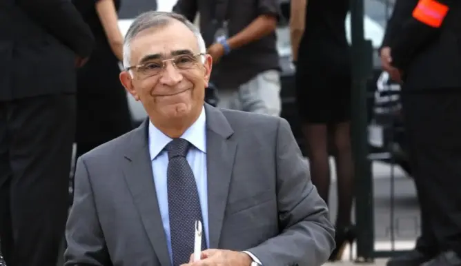 قيادي بالتوحيد والإصلاح يدعو مستشارا ملكيا للرحيل