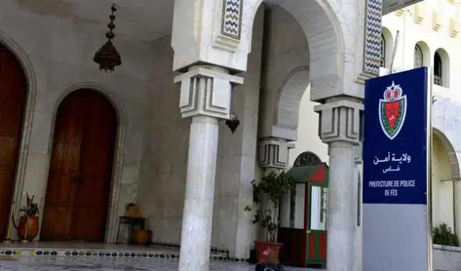 طبيب فرنسي يتهم أمن فاس بالتستر على مبحوثين عنهم