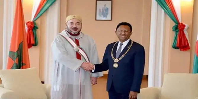 الملك يغادر مدغشقر ويشيد بالنتائج الإيجابية للزيارة
