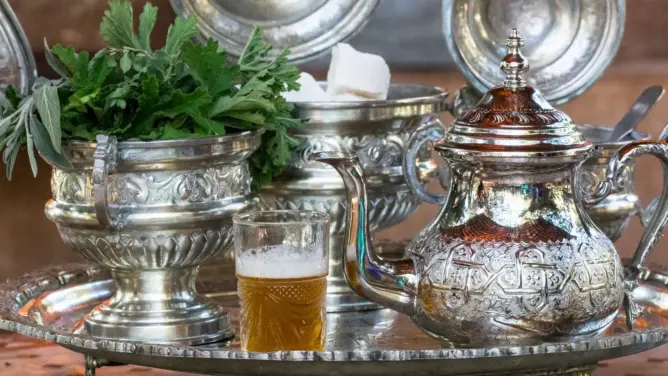 لعشاق الشاي.. احذروا هذه الأكياس فهي مضرة بالصحة