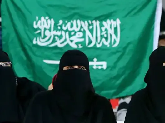 هذه أغرب شروط السعوديات في عقود زواجهن