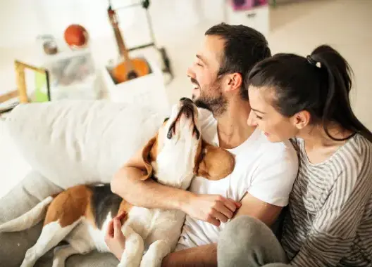 10 علامات تدلكِ على أن الرجل وقع في براثن حبكِ