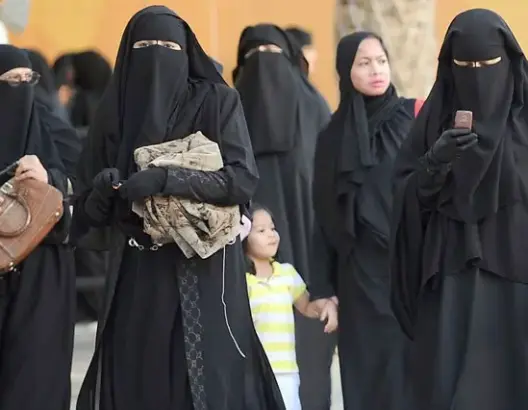 الحرية الشخصية والإرادة الحرة وقرار منع البرقع