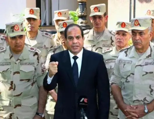 معارض مصري: جنرالات يخططون لانقلاب عسكري على السيسي