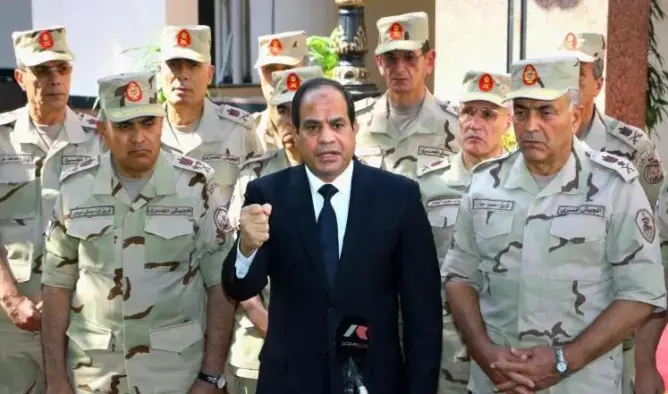 معارض مصري: جنرالات يخططون لانقلاب عسكري على السيسي