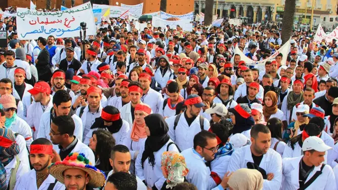 بلمختار يكشف عدد الأساتذة الراسبين ويدعو الناجحين للتوقيع