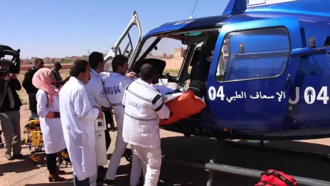 مروحية تابعة لوزارة الصحة تتدخل لنقل مريضة بأزيلال