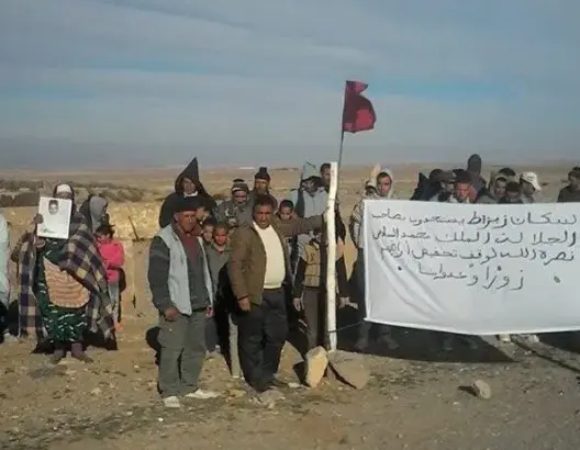 سكان دوار بميدلت يحتجون لوقف تحفيظ أراضيهم
