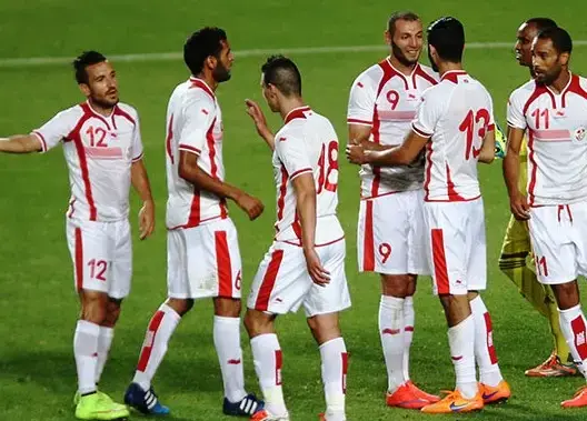 تونس تخيب آمال جماهيرها وتسقط أمام السينغال في “الكان”
