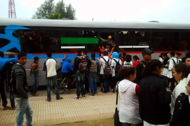 نائب عمدة سلا يصف النقل الحضري بالمتدهور وسكان يشتكون