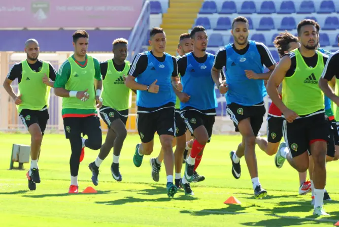أسود الأطلس يحرمُون من إجراء حصة تدريبية بملعب “أوييم”