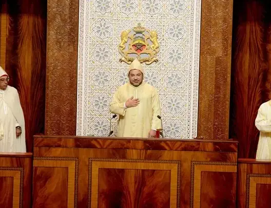 بسبب إفريقيا .. الملك يدعو البرلمان للخروج من “العطالة”