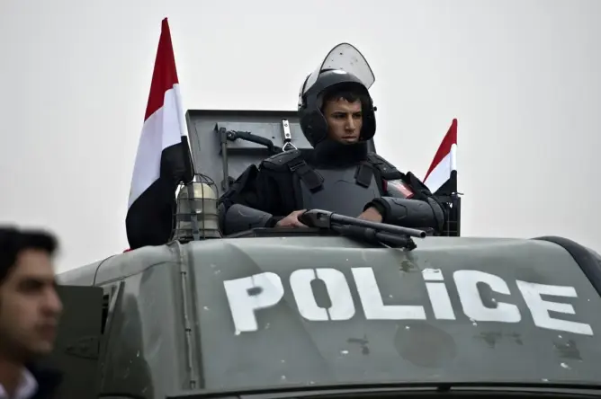 مقتل خمسة من رجال الشرطة في هجوم بالعريش المصرية