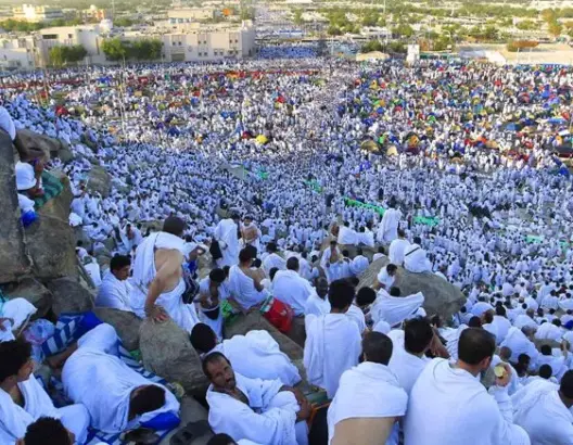 السعودية ترفع عدد الحجاج بعد 4 أعوام من التخفيض