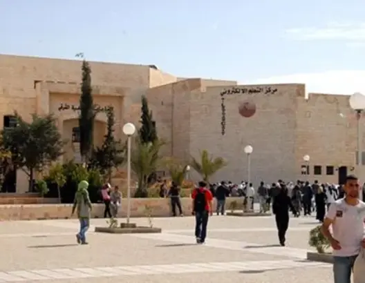 التحقيق مع أساتذة جامعيين بتهم التحرش بالأردن