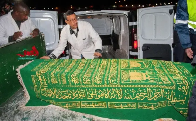 الملك يعزي أسرتي قتيلتا اسطنبول وجثمانيهما يصلا المغرب (صور)
