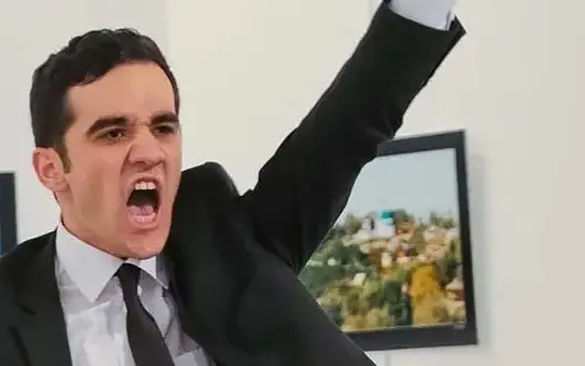 ما مصير جثة قاتل السفير الروسي بعد أن رفضتها عائلته؟