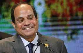 ممثلة مصرية للسيسي “البس كالسون واذهب لزيارة شبرا”