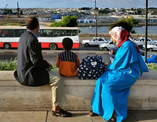 الاسرة المغربية والتنشئة السياسية