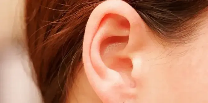 هل تشعر أن سمعك يتدهور؟ إليك الحل