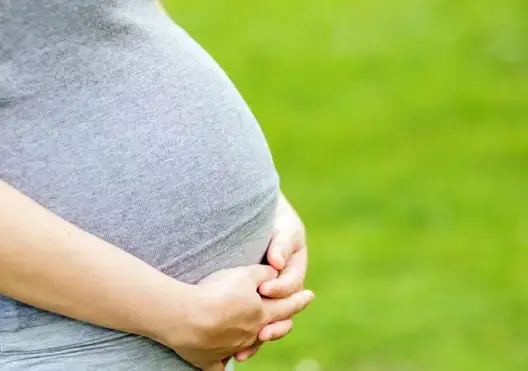 دراسة: الرضاعة الطبيعية تقلل احتمالات الإصابة بسرطان جدار الرحم