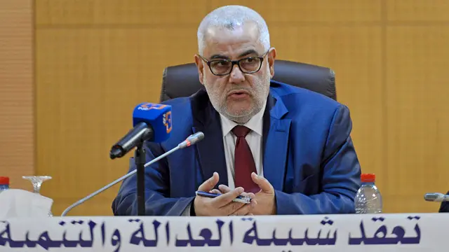 على مدى 3 ساعات .. بنكيران يعقد جلسة لتقييم عمل إعلام حزبه