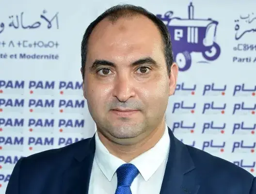 الناطق الرسمي لـ”البام” يطالب بتعديل الدستور جراء “البلوكاج”