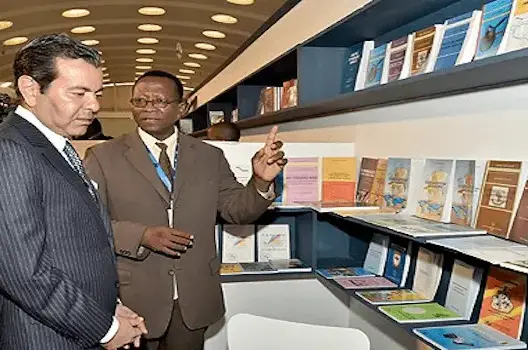 أكثر من 345 ألف شخص زاروا معرض الكتاب بالبيضاء