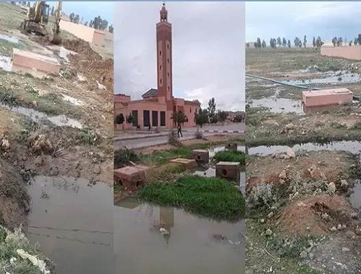 المياه العادمة تخرج ساكنة “المزوضية” للاحتجاج والرئيس يعد بحل المشكل