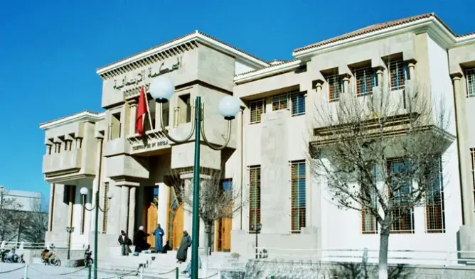 محكمة بميدلت تبطل محضرا للشرطة انتصارا لـ “حق الصمت”