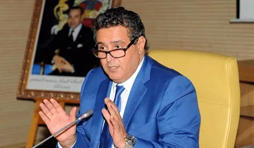 أخنوش يقود وفدا وزاريا من أكادير نحو غانا لمرافقة الملك