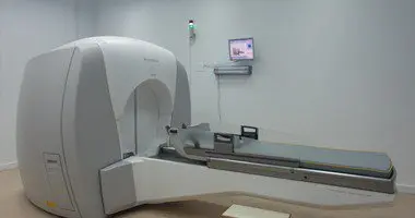 الرباط تتعزز بأول جهاز  للجراحة الإشعاعية بإفريقيا