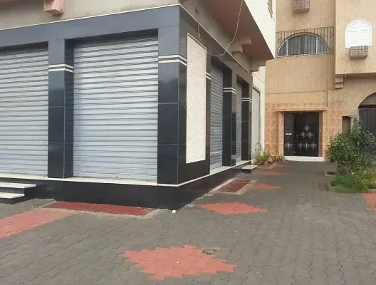 أسرة الرباح تطالب برفع الضرر الناتج عن فتح مقهى أمام منزلها