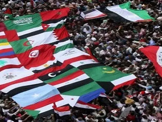 المراحل الانتقالية وتعقيدات التغيير في السياقات الثورية