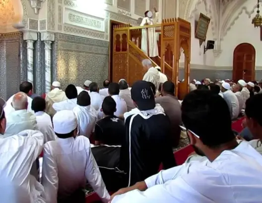 فقهاؤنا أم فقهاء من ؟