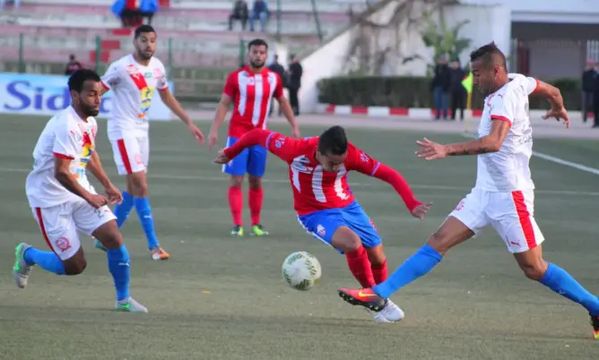 المغرب التطواني يسقط بسانية الرمل أمام الكوكب المراكشي بهدفين لواحد