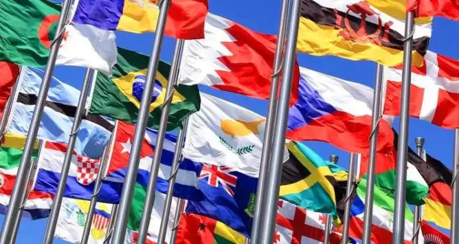 استطلاع: مواطنو هذه الدول غير راضون عن مسار بلدانهم