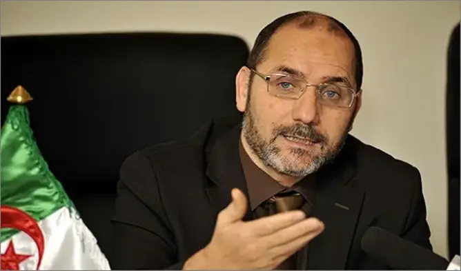 إسلامي جزائري يسخر من قراءات دِبلوماسية بلاده لعودة المغرب