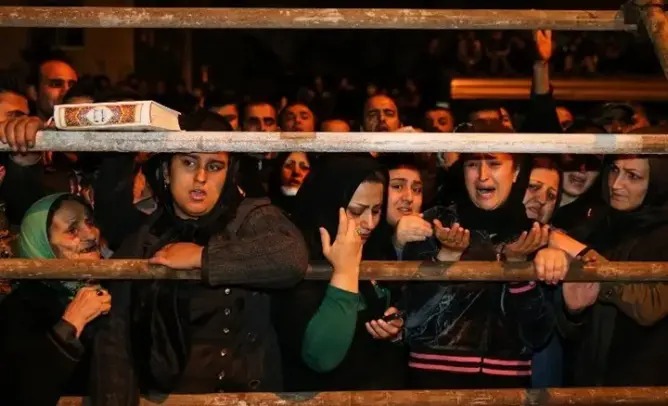 إيران تحكم بفقء عين امرأة تطبيقا للقصاص