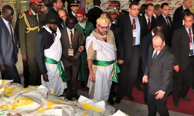 صورة الملك بلباس إفريقي بجوبا تثير فضول الفيسبوكيين (صور)