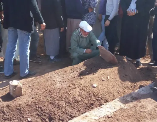 جثمان الطالب المقتول بدكار يوارى الثرى بمراكش (فيديو+صور)