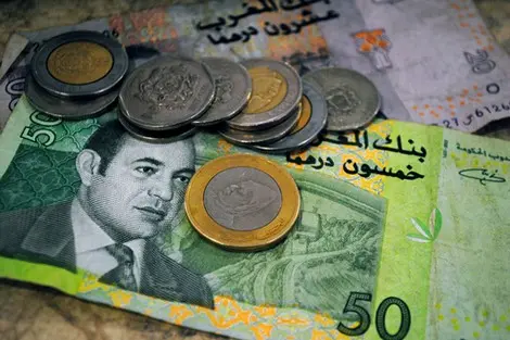 حجز  قطع نقدية مزيفة بحوزة مواطن من هونغ كونغ بالبيضاء