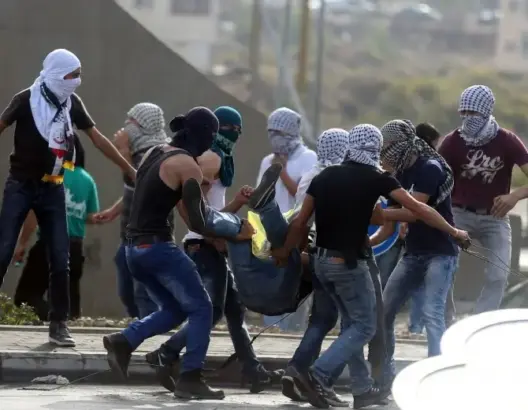 الاحتلال يشن حملة اعتقالات واسعة في القدس تطال 14 فلسطينيا